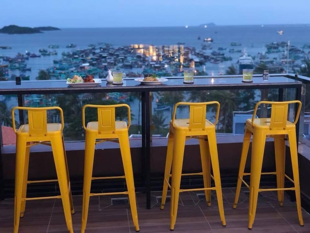 Phung Hung Boutique Hotel 44/62