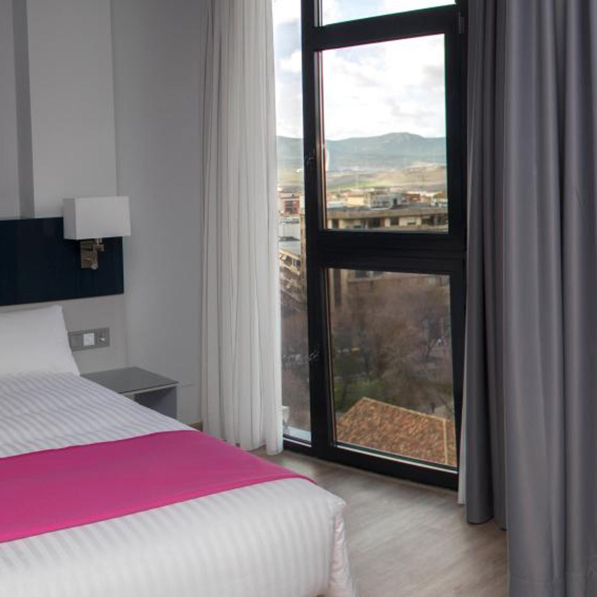 Executive, Suite