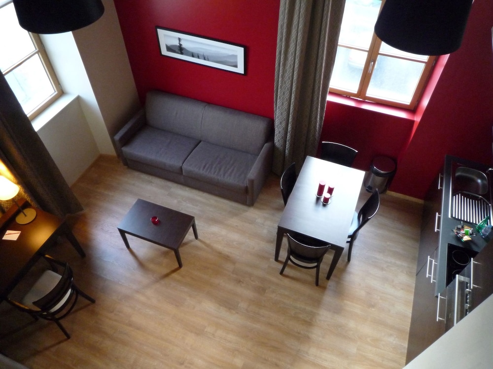 Residhome Grenoble Caserne de Bonne 34/74