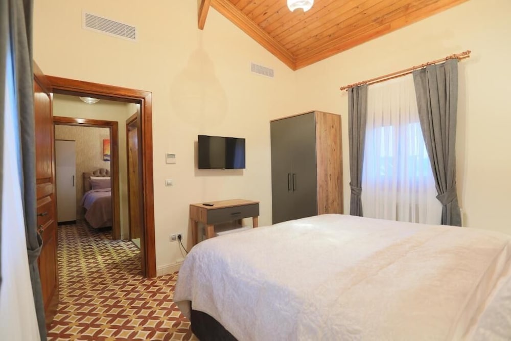 Tarihi Kumbaba Otel 8/50