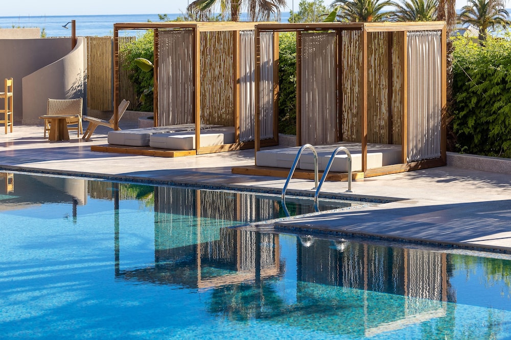 Eliros Mare Beachfront Poem Hotel 64/93