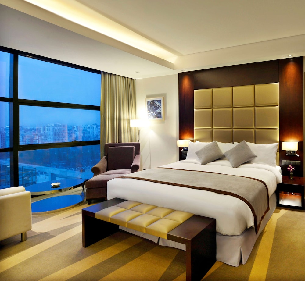 Radisson Blu Chattogram Bay View 21/70