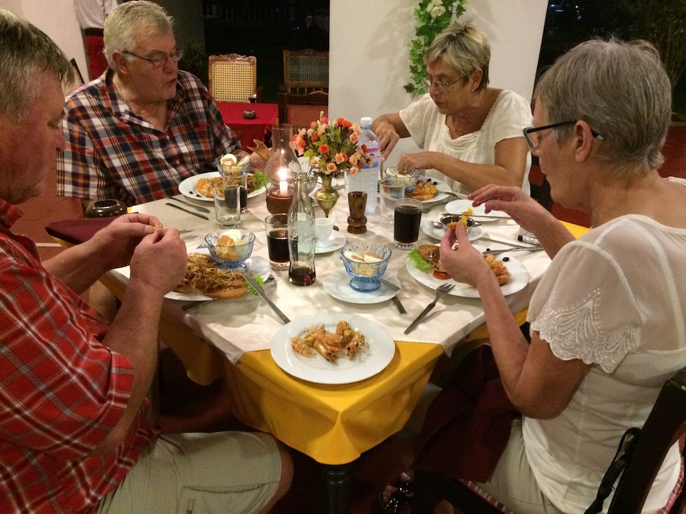 Hotel Hemadan 34/50
