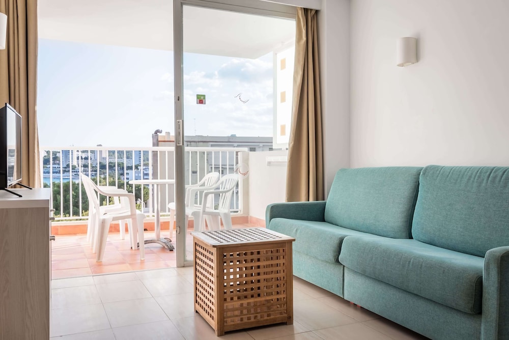 Apartamentos Vistasol 51/80