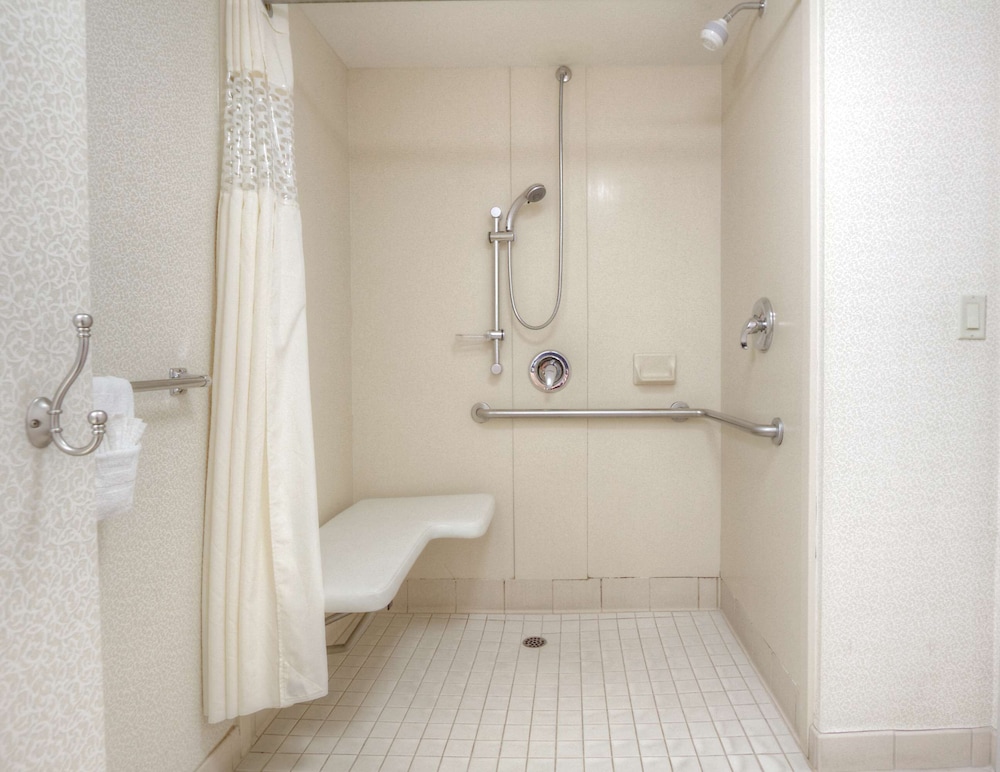 Hampton Inn Milpitas 13/40