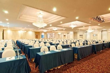 Avana Bangkok Hotel Convention Centre 38/45