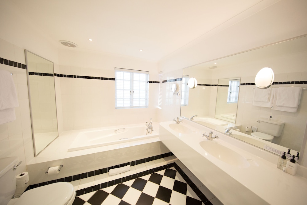 The Andros Deluxe Boutique Hotel 17/67