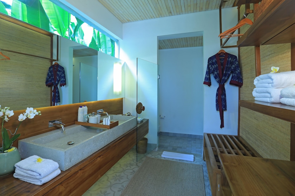 Jeeva Santai Villas 48/50