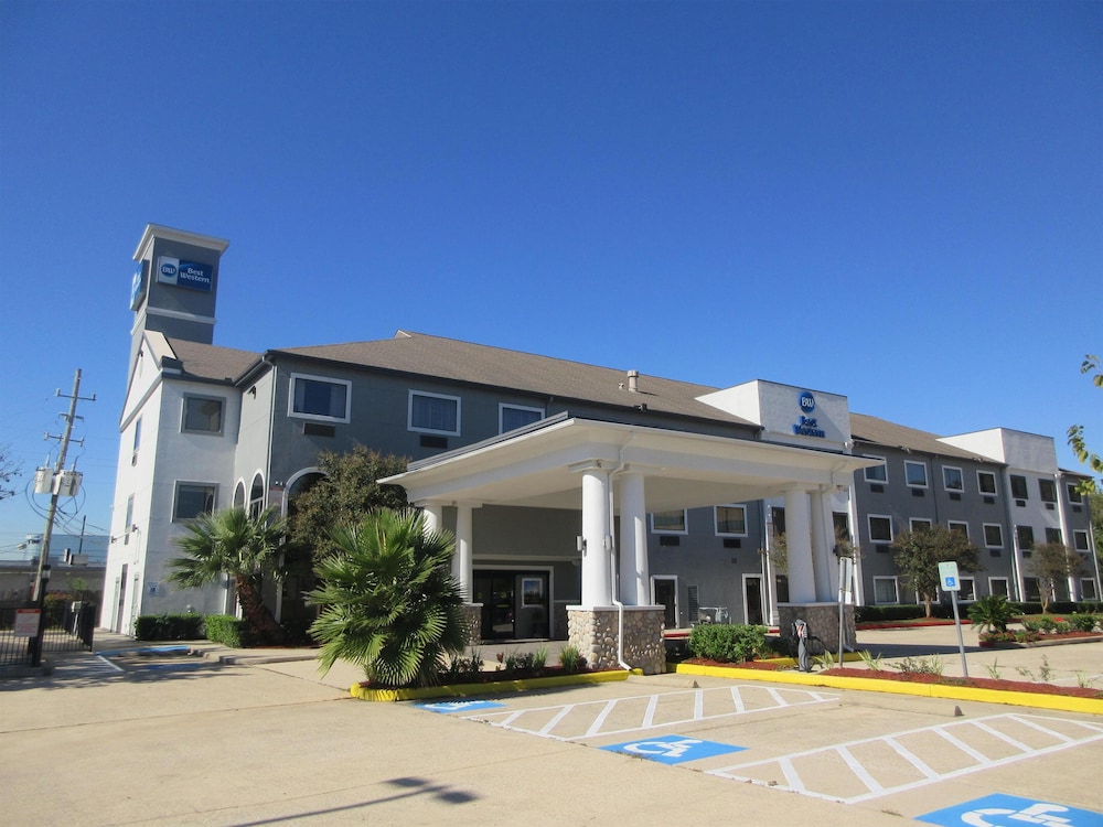 Best Western Champions Forest Inn and Suites 51/61