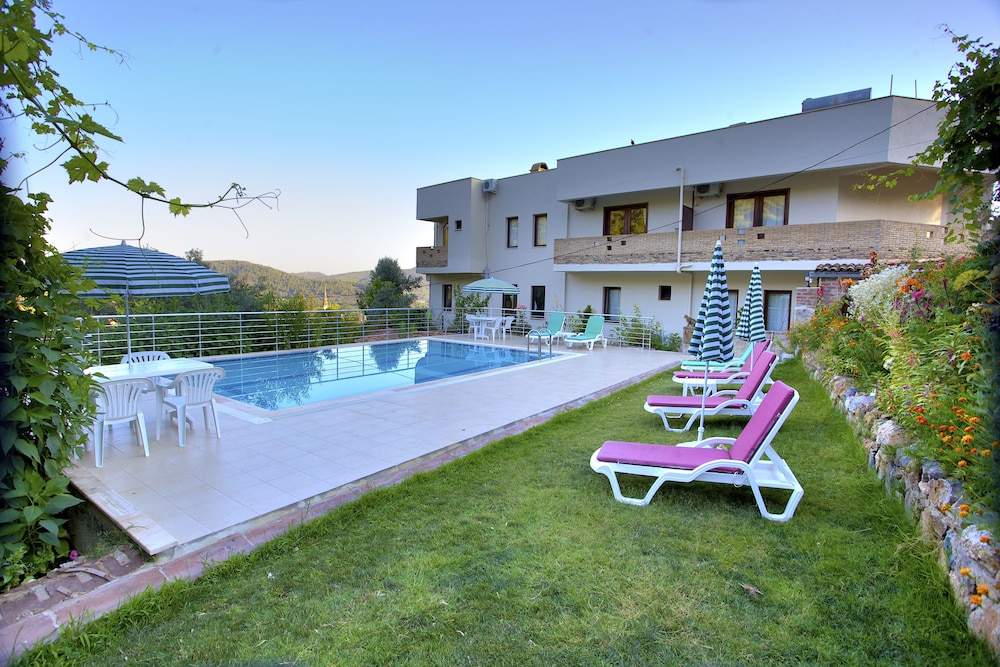 Ephesus Boutique Hotel 8/72