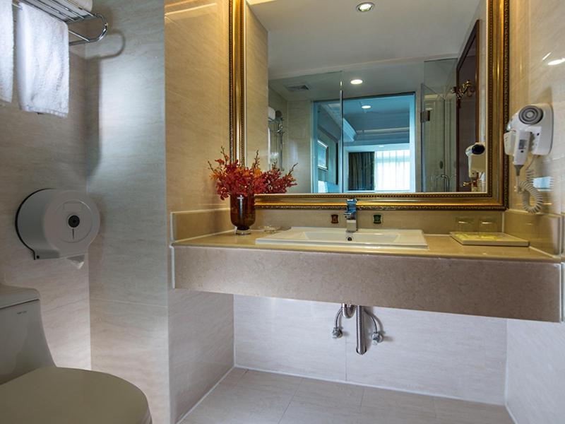Viennahotel Shenzhen Futian Bagua Road 18/20