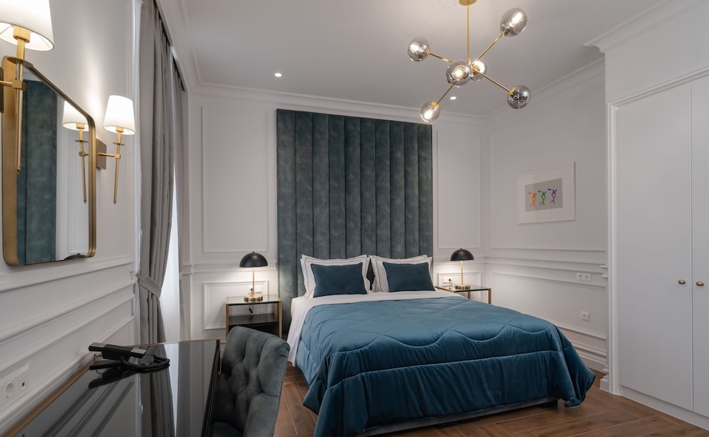 Praxitelous Luxury Suites 14/50