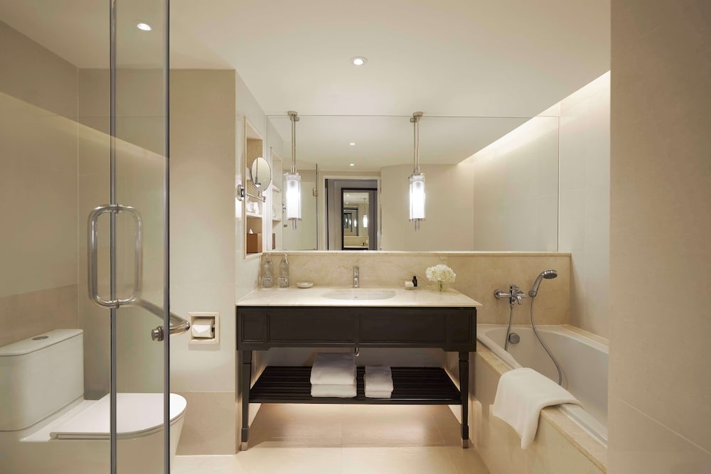 Dusit Thani Hua Hin 94/94