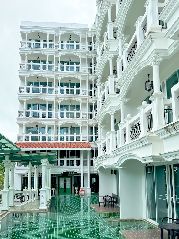 Grand Supicha City Hotel in PHUKET