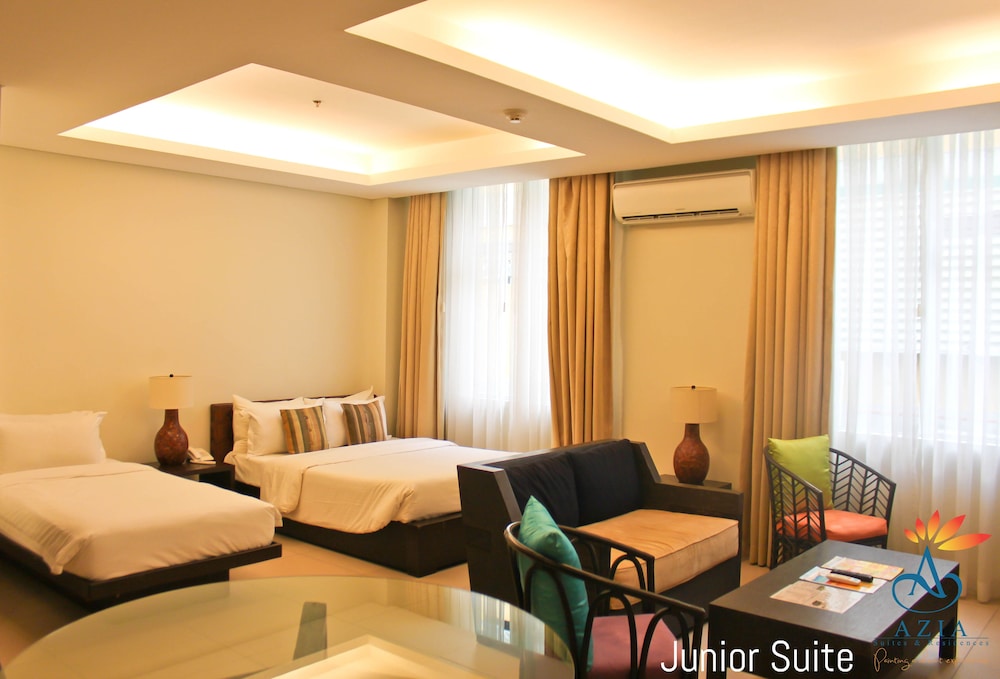 Azia Suites and Residences 18/43