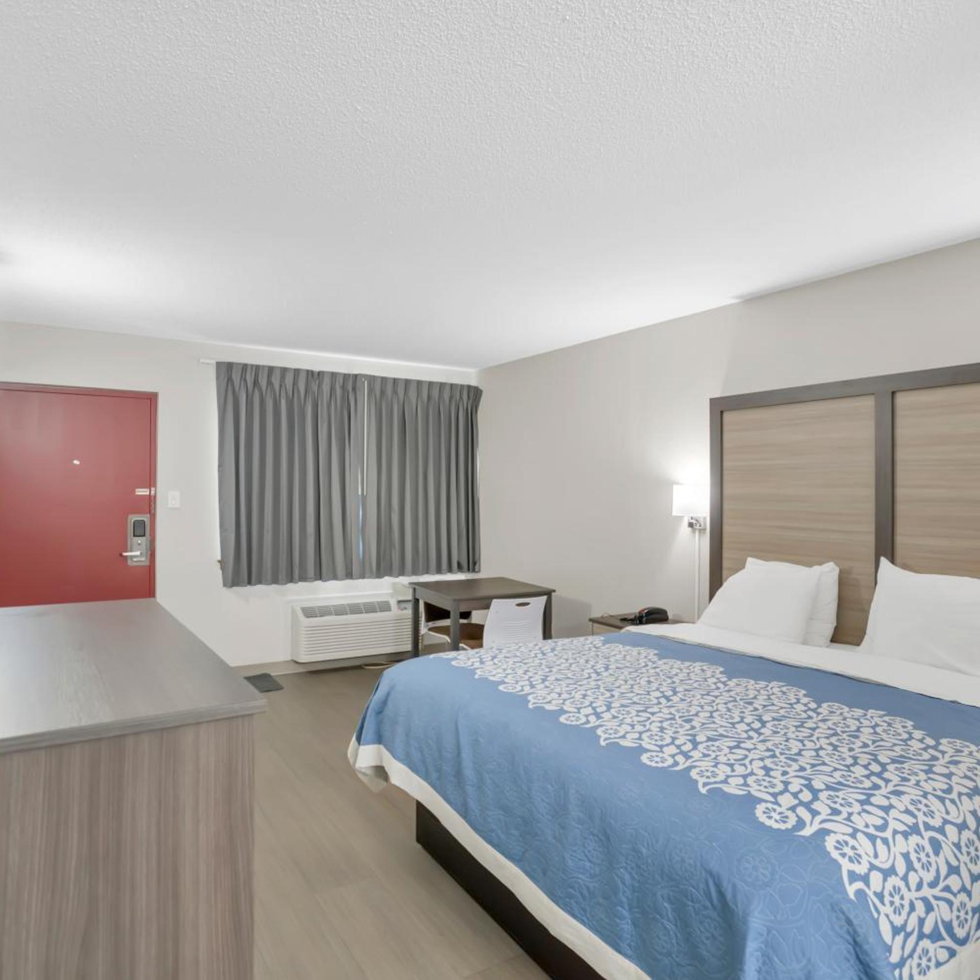 جناح بسرير كينج، Bridgeview Inn 2/10