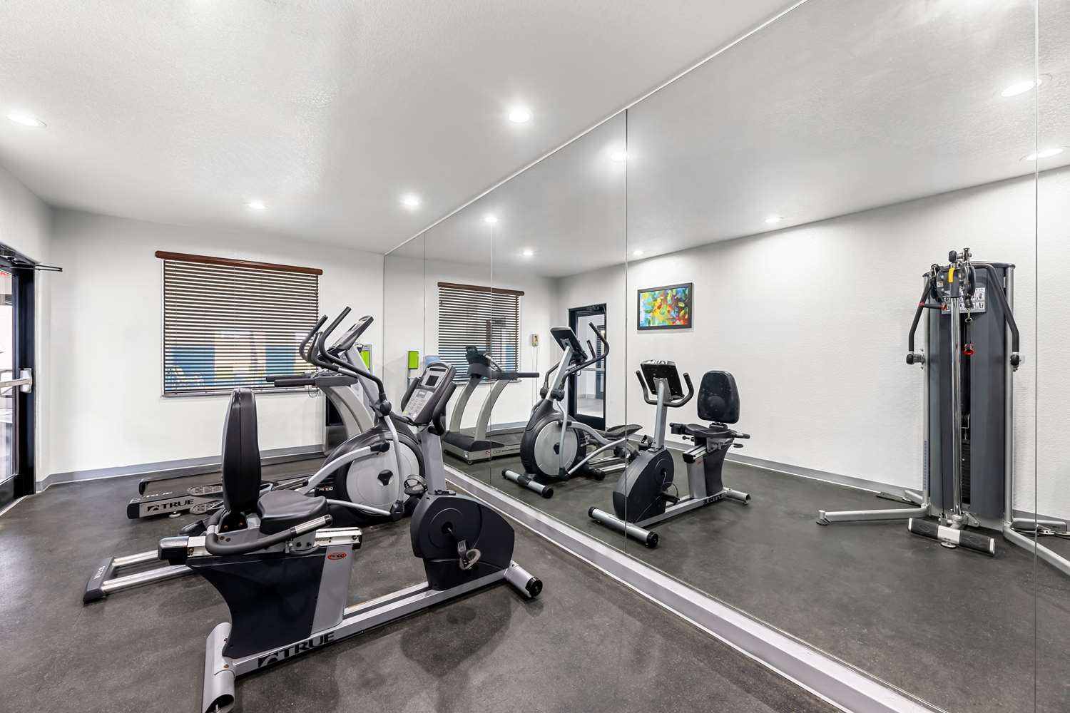Best Western Palace Inn and Suites 8/12