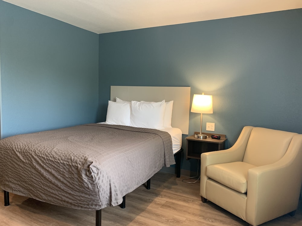 WoodSpring Suites Atlanta McDonough 10/39