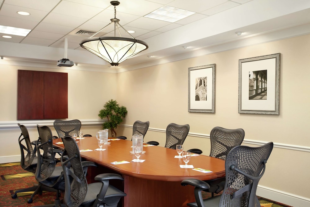Hilton Garden Inn Harrisburg East 30/32