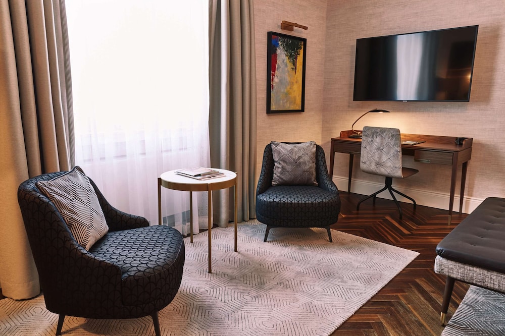 Steigenberger Parkhotel Dusseldorf 46/78