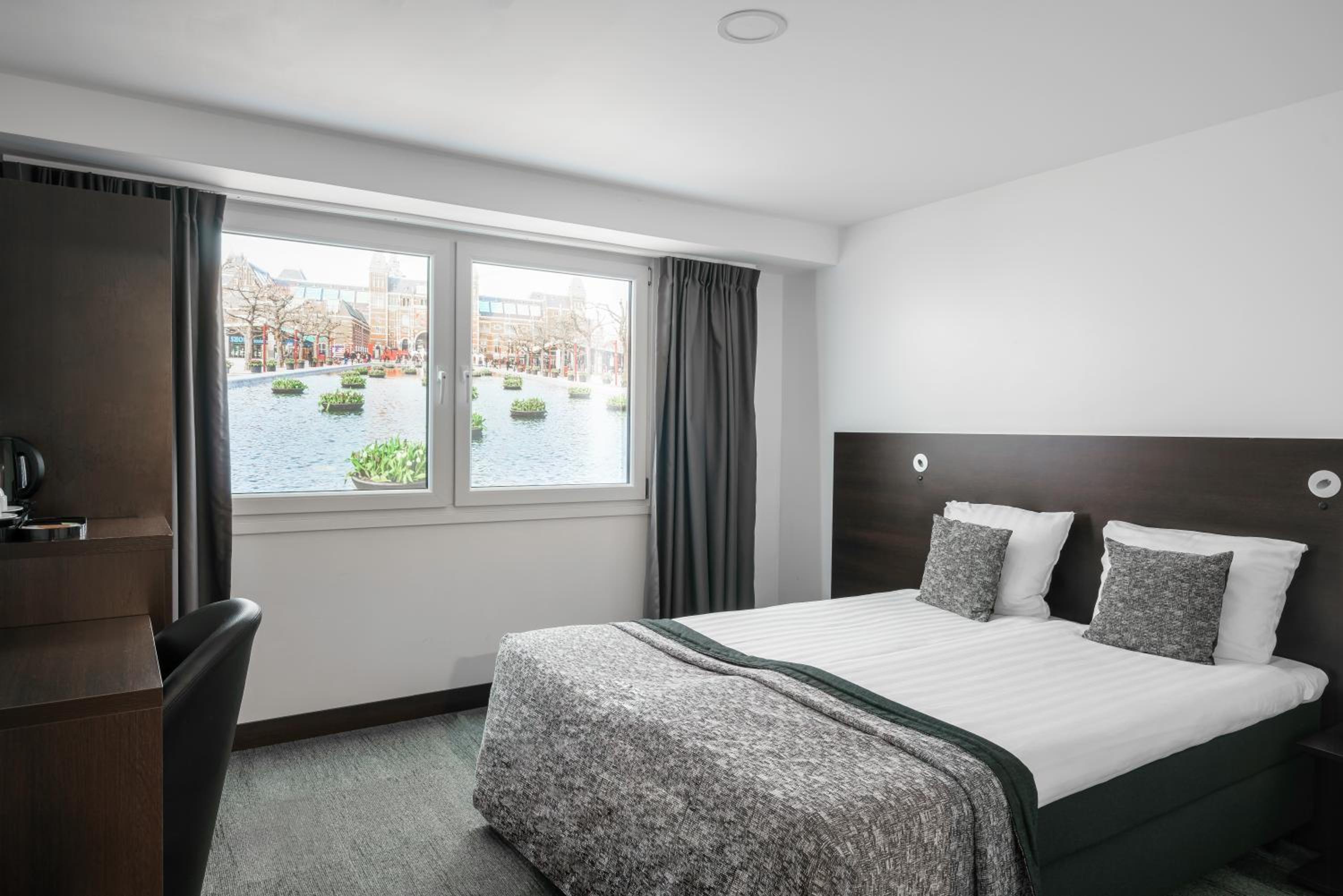 Semi Basement, Double Bed, No Window