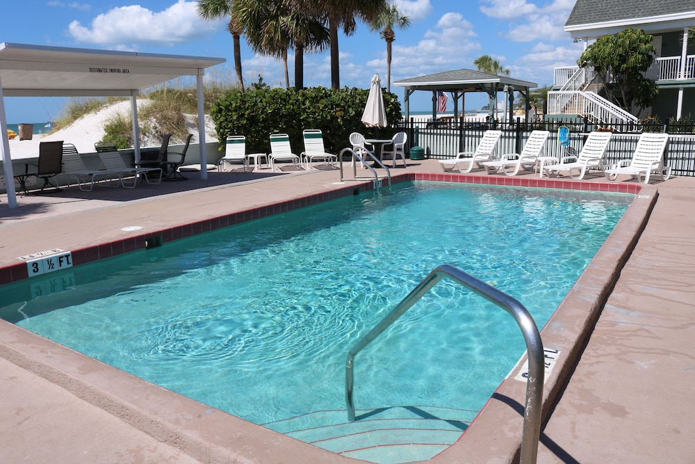 Miramar Resort 15/50