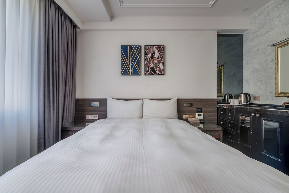 CLASSIC, DOUBLE BED