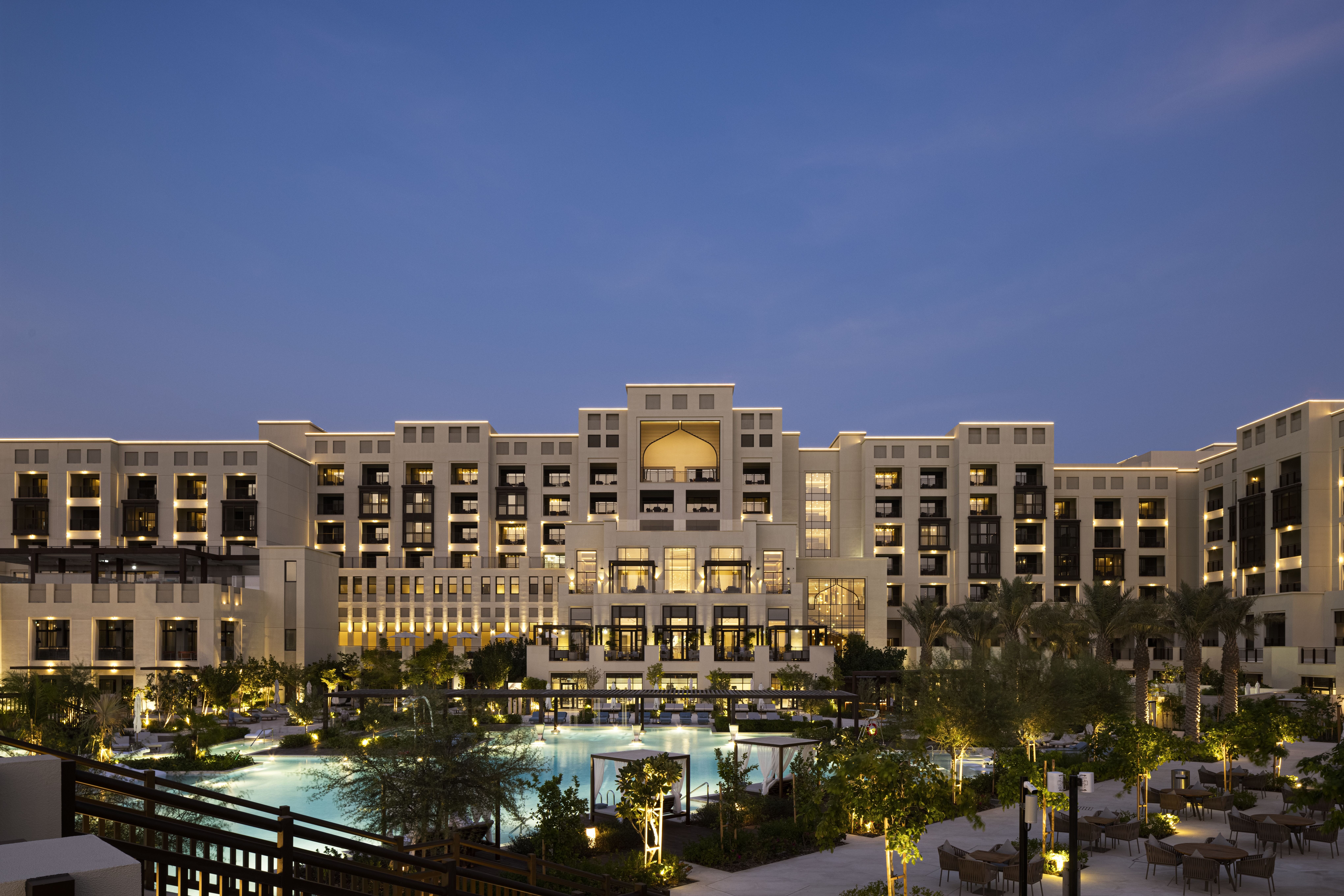 Jumeirah Gulf of Bahrain 1/34