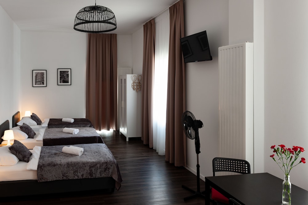 Apartment City Lenaustraße 8/25