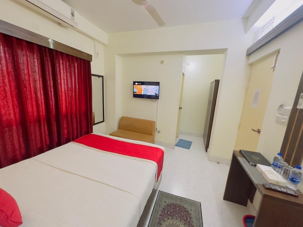 Hotel Grand Circle Inn 31/60