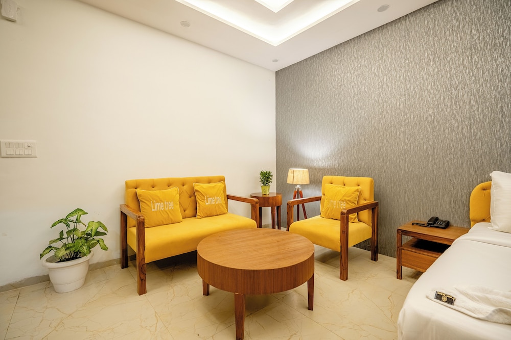 Lime Tree Hotels & Banquet Greater Noida 29/50
