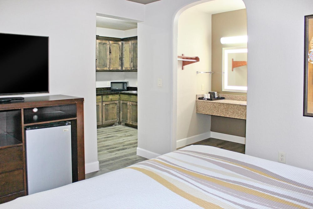 Palacio Royale Inn Houston Nw 12/33