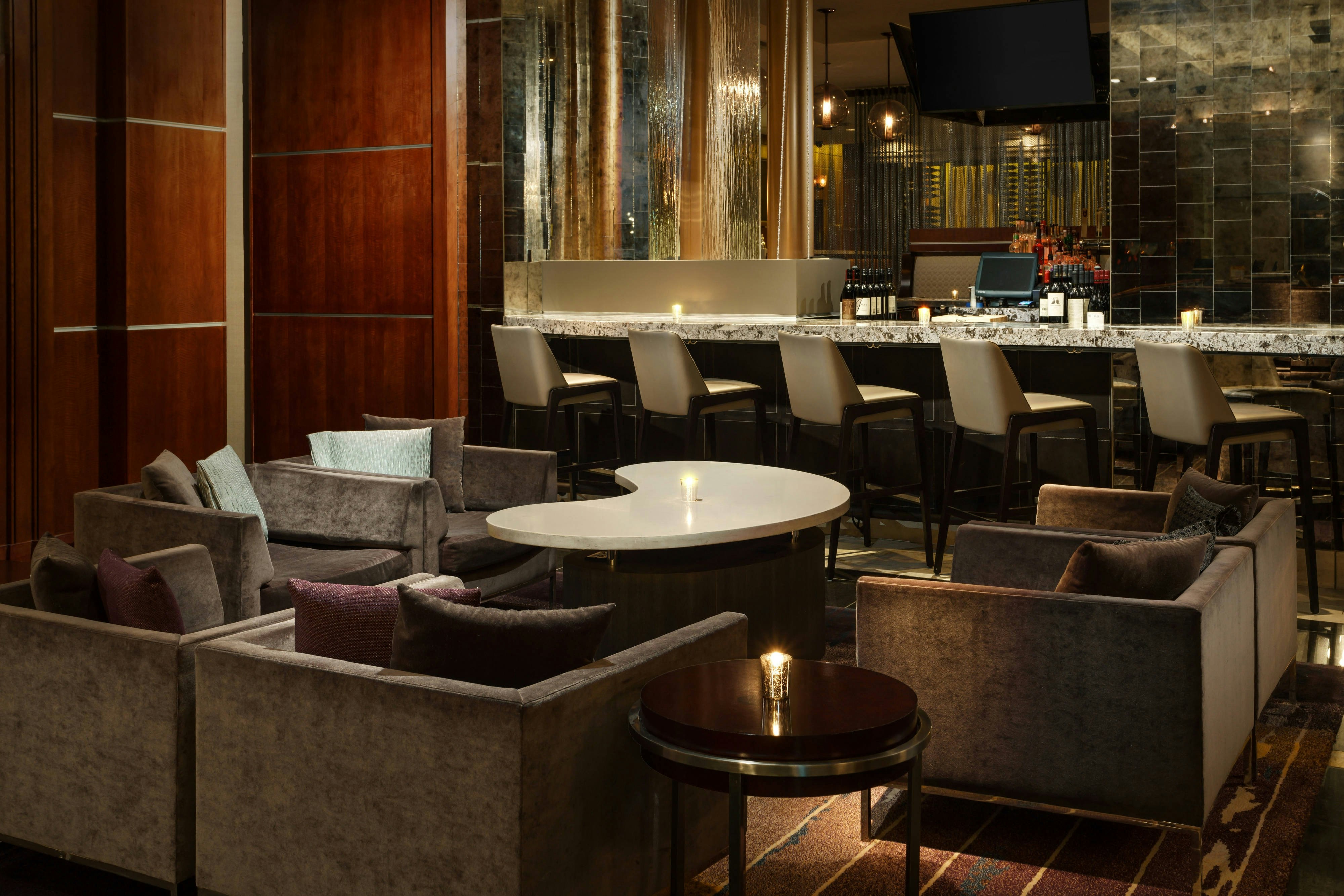 Courtyard Chicago Downtown/Magnificent Mile 43/63