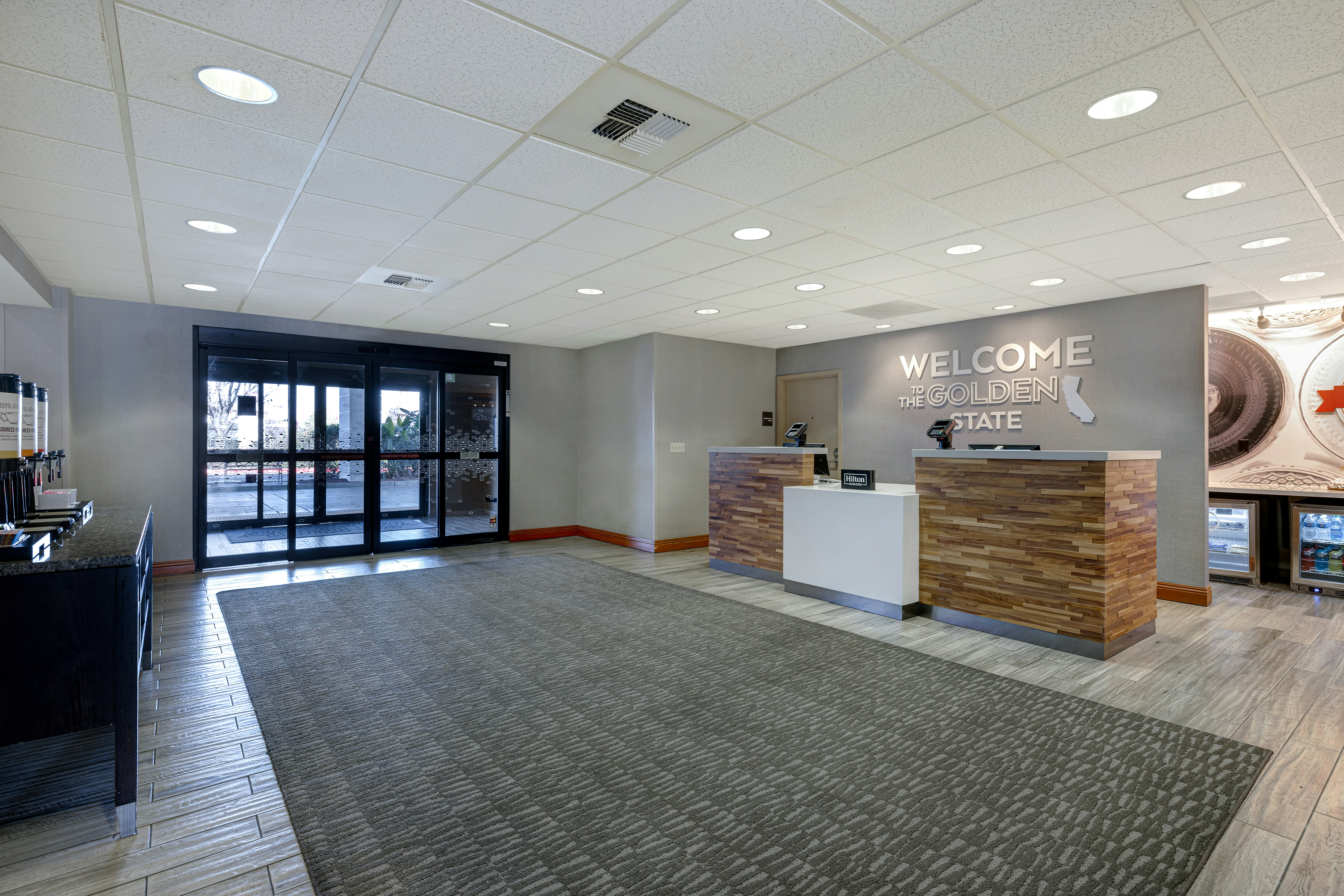 Hampton Inn And Suites Tulare 9/60