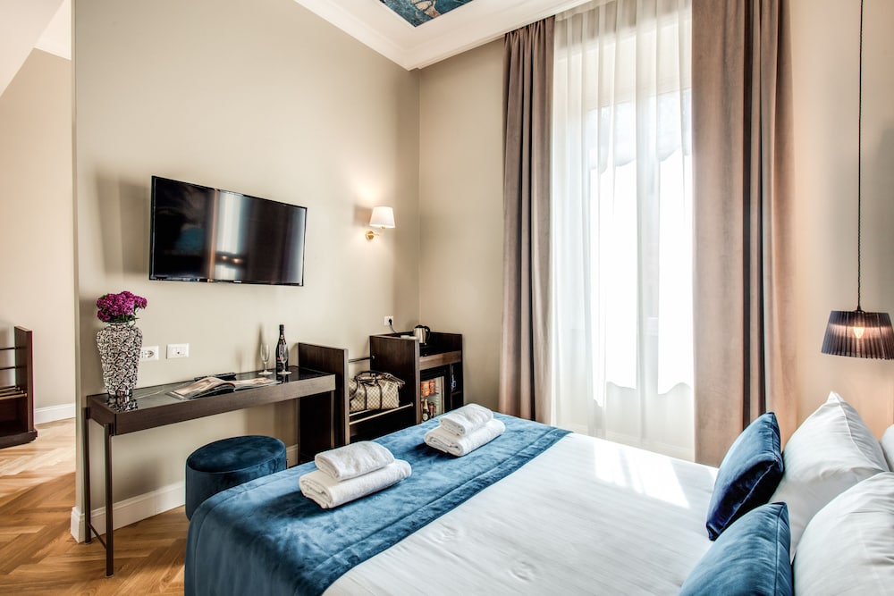 Hotel 55 Fiftyfive 33/68