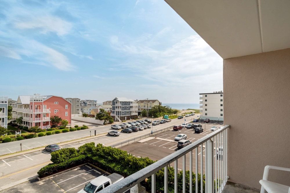 Quality Inn & Suites Ocean City Fenwick 6/52