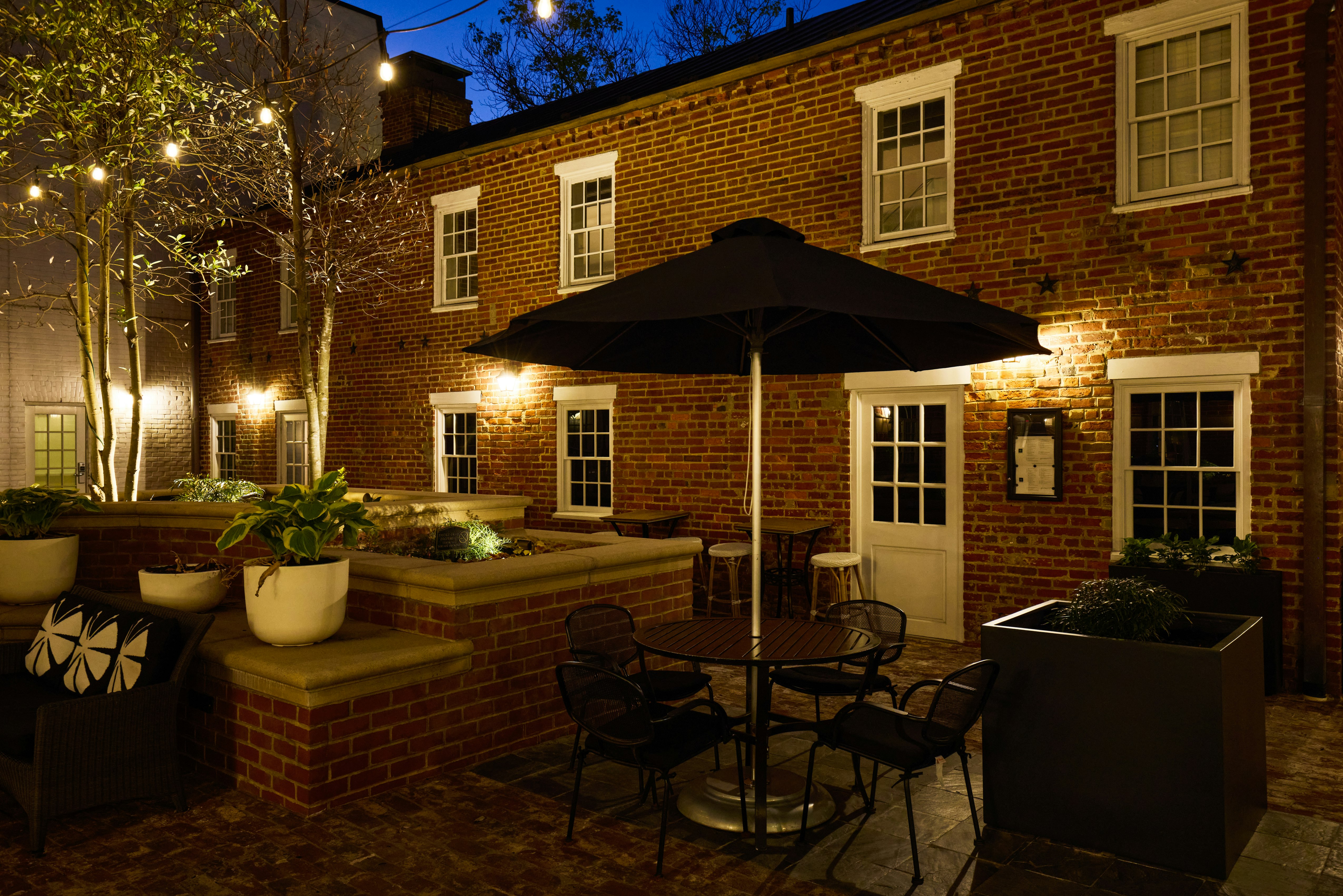 Archer Hotel Old Town Alexandria 80/81