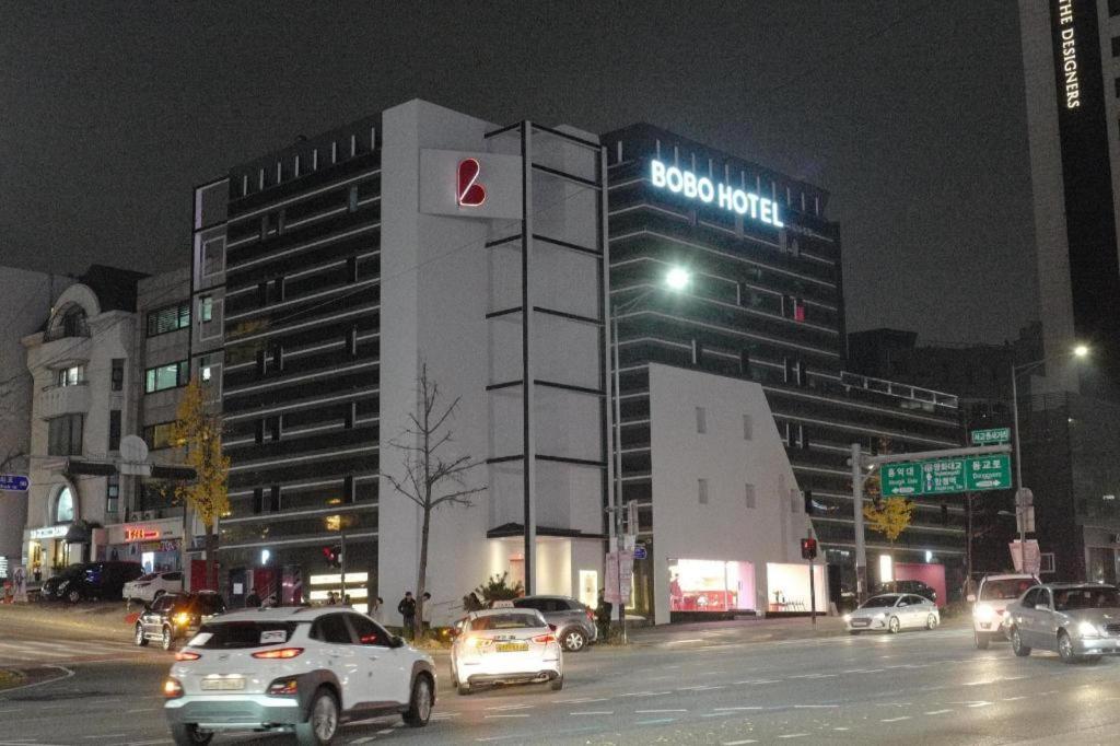 Bobo Hotel Hong Dae 39/41