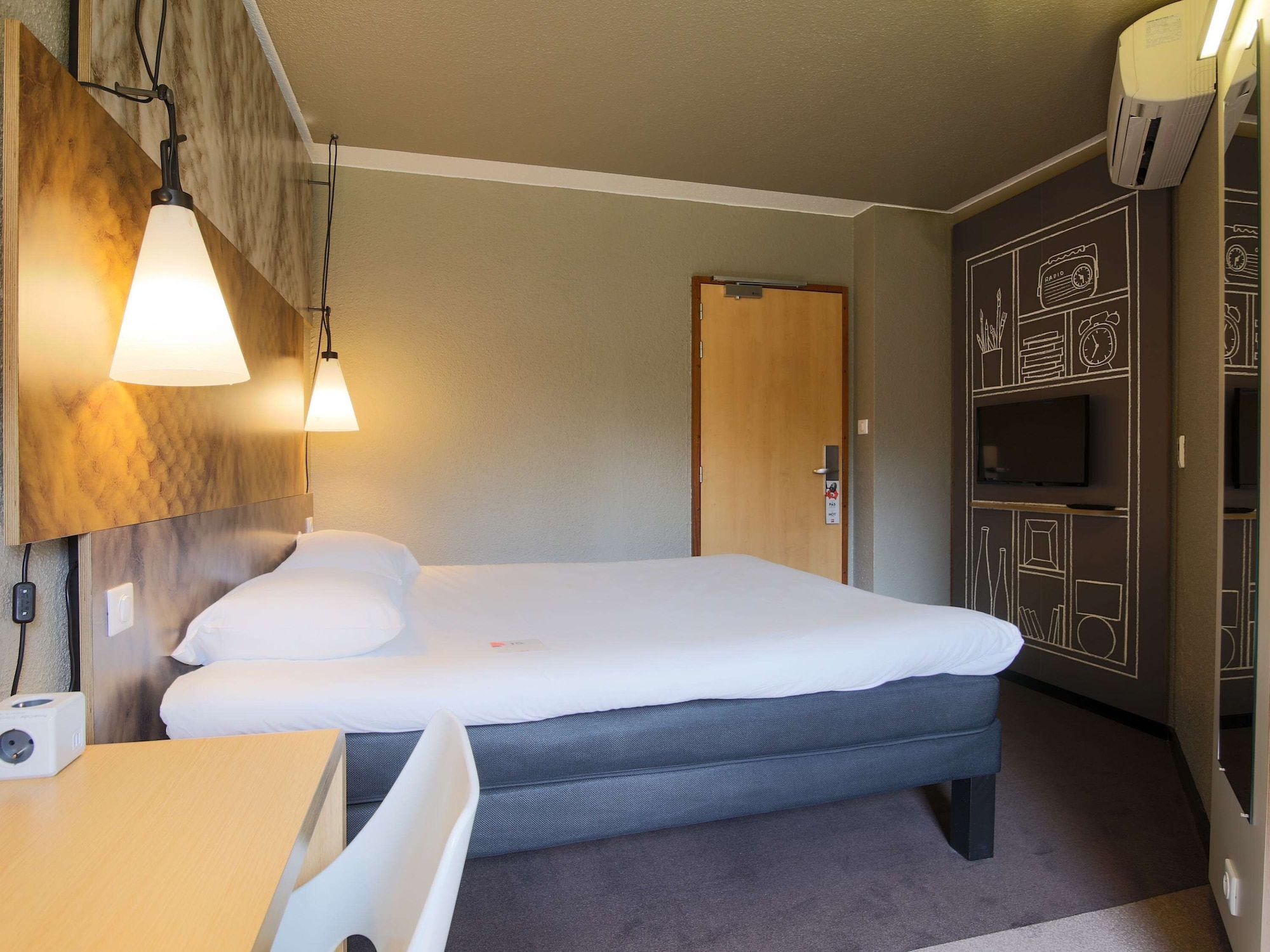rooms