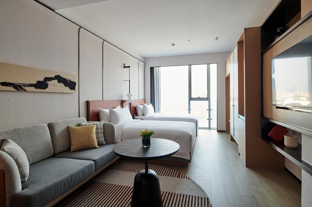 Habitat, Twin Beds