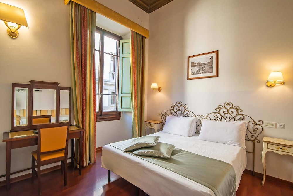 Residenza Hotel Cimabue 16/71