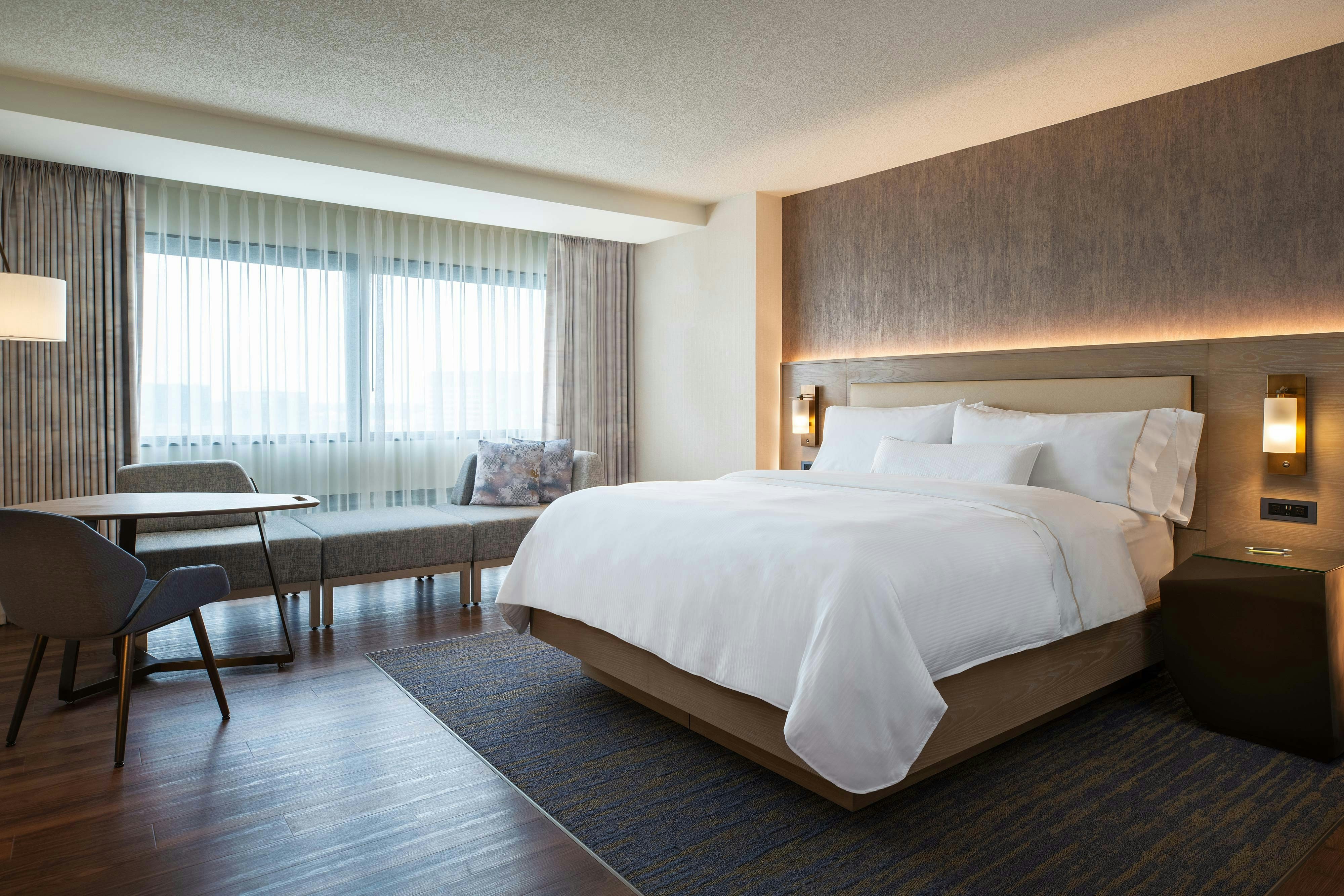 Room, King Bed