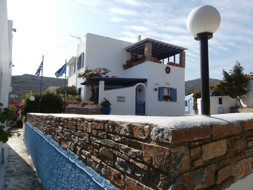 Galini Bungalows 10/50
