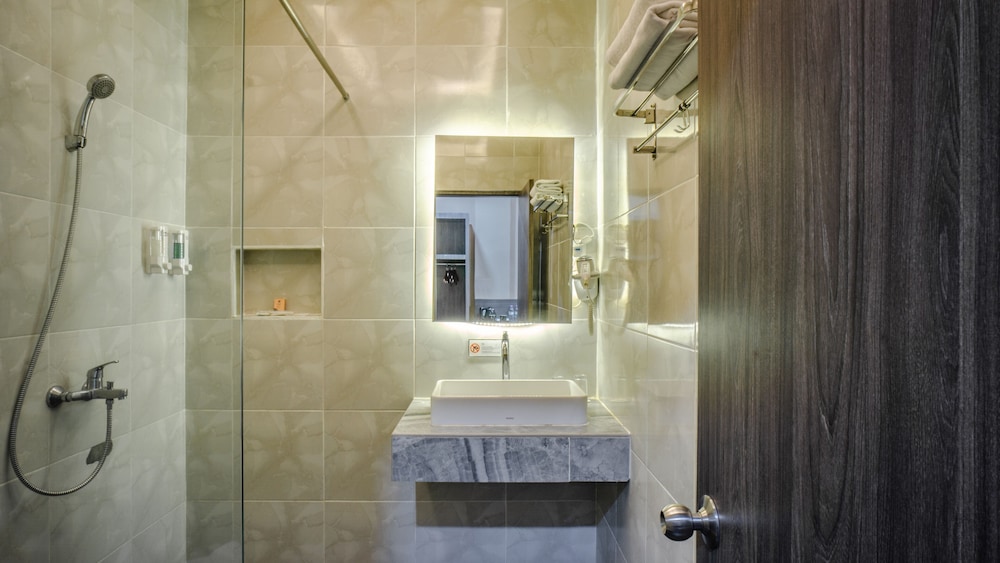 Bintan Pearl Beach Resort 42/43