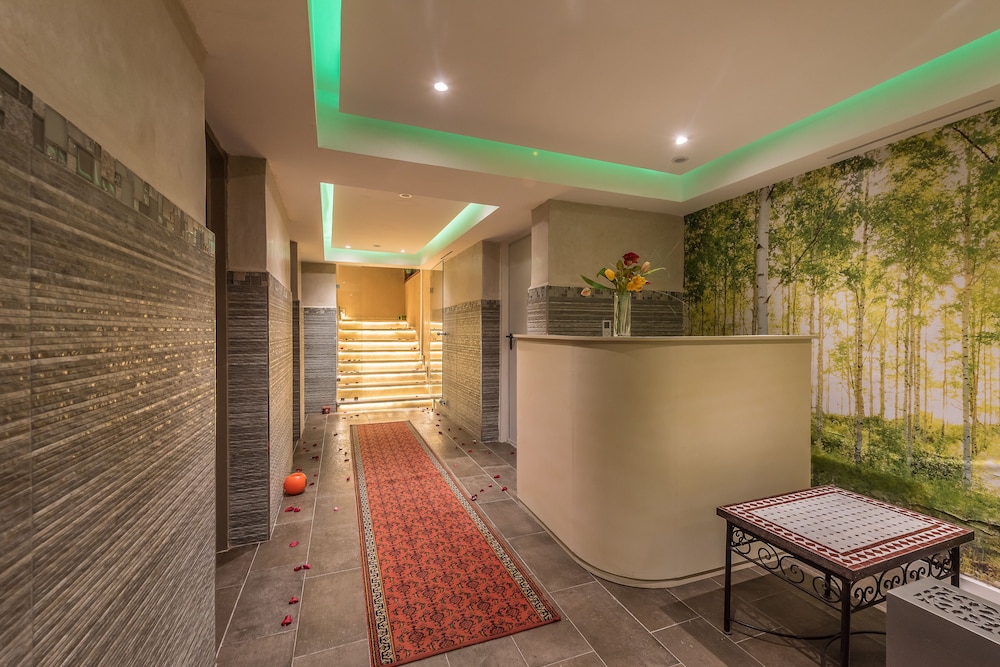 Lobby at Riad Les Oliviers, MARRAKECH