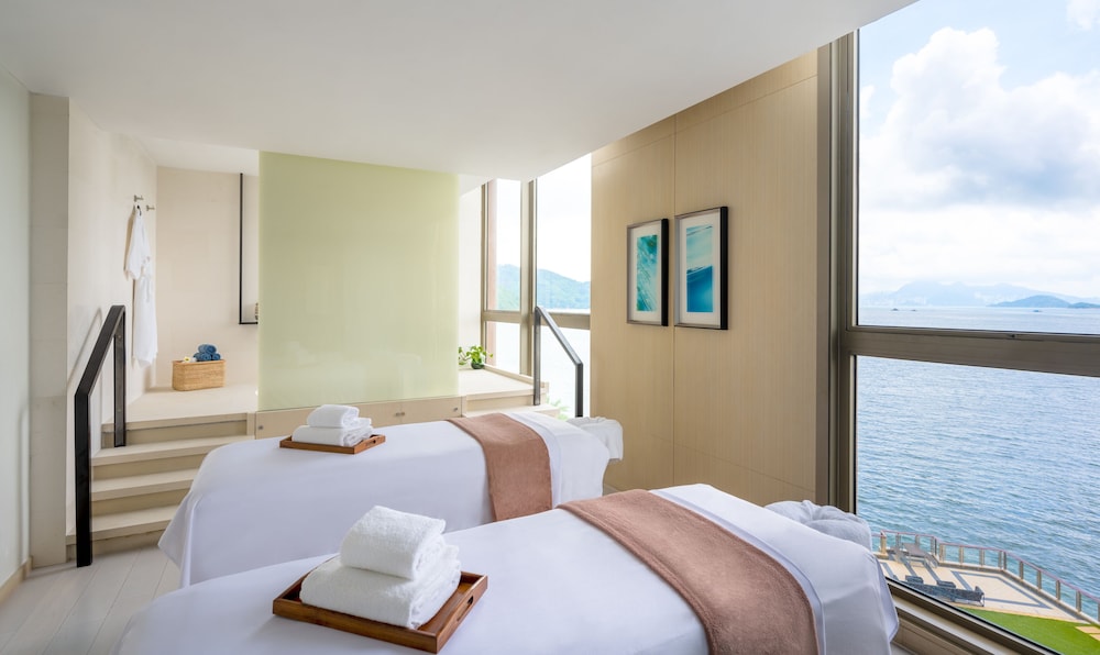 Auberge Discovery Bay Hong Kong 18/56
