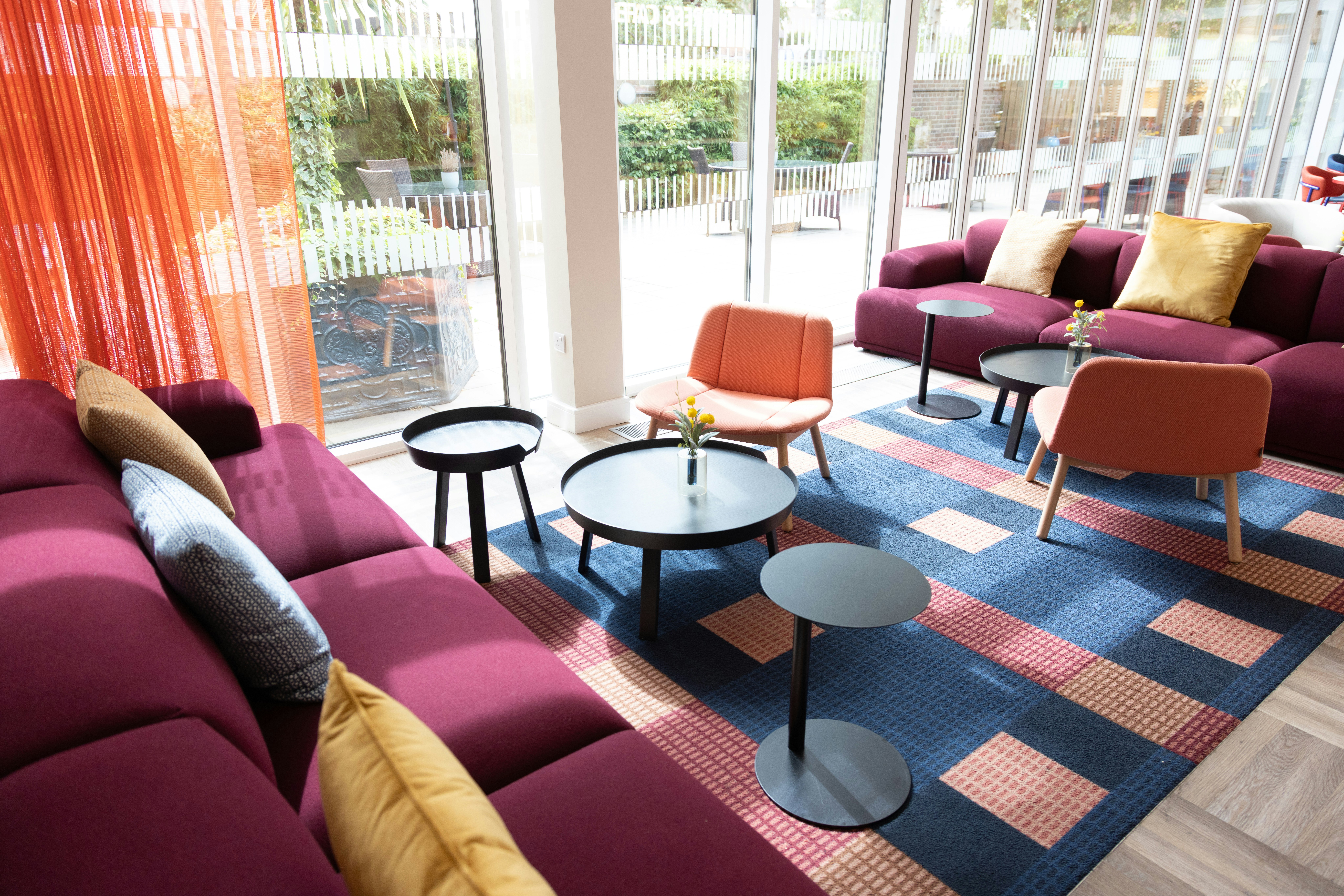 Holiday Inn Express Windsor 40/74
