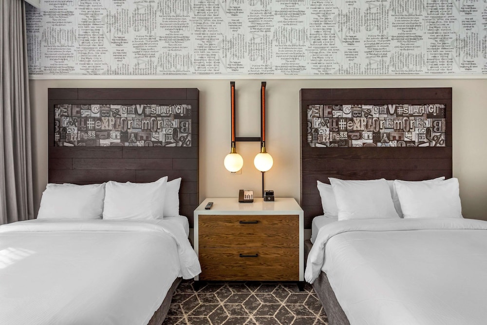 Hilton Vacation Club Hotel Blake Chicago 8/40