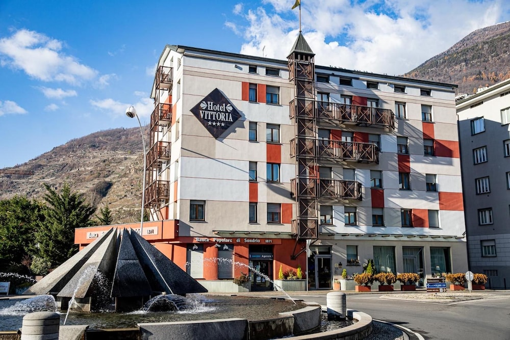 Hotel Vittoria 1/36