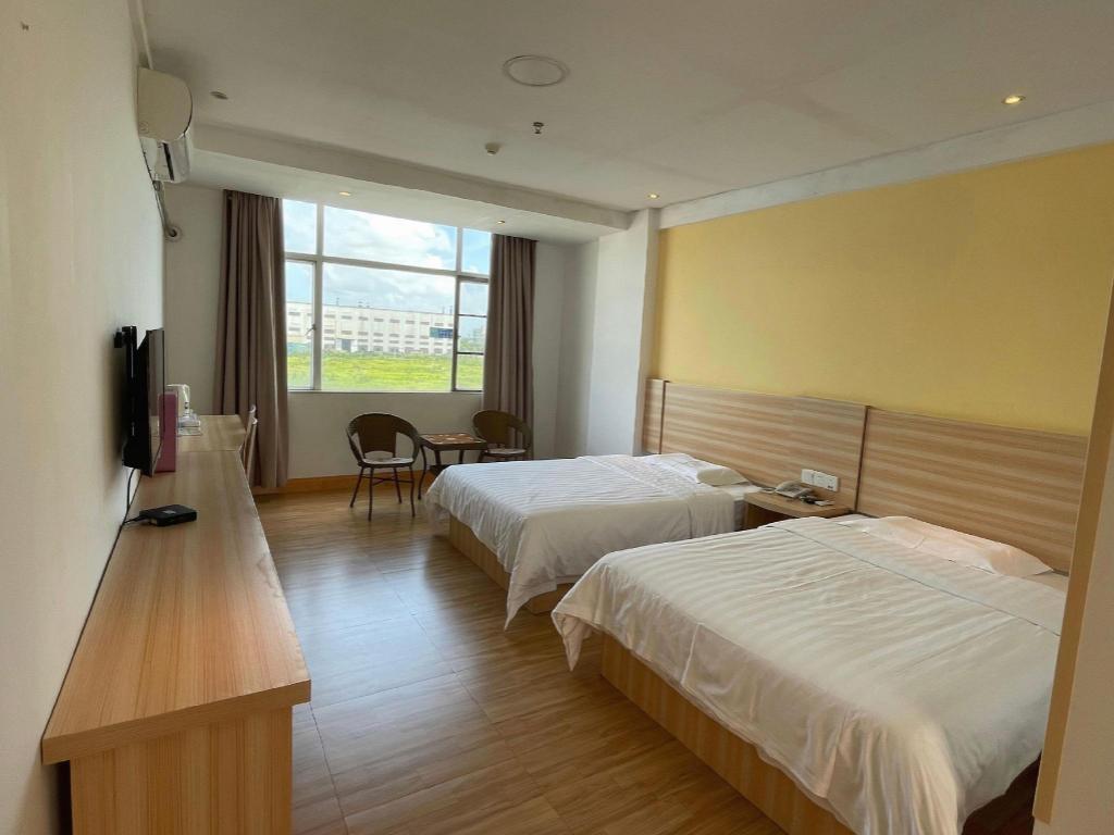 7 Days Inn (Zhuhai Haiquanwan Pingsha) 19/55